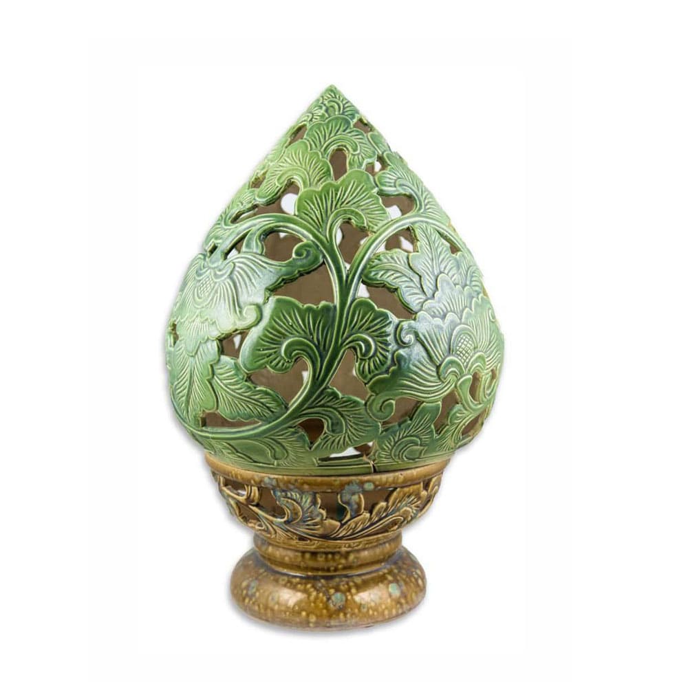 Mẫu đèn hoa sen từ gốm sứ Thanh Hải